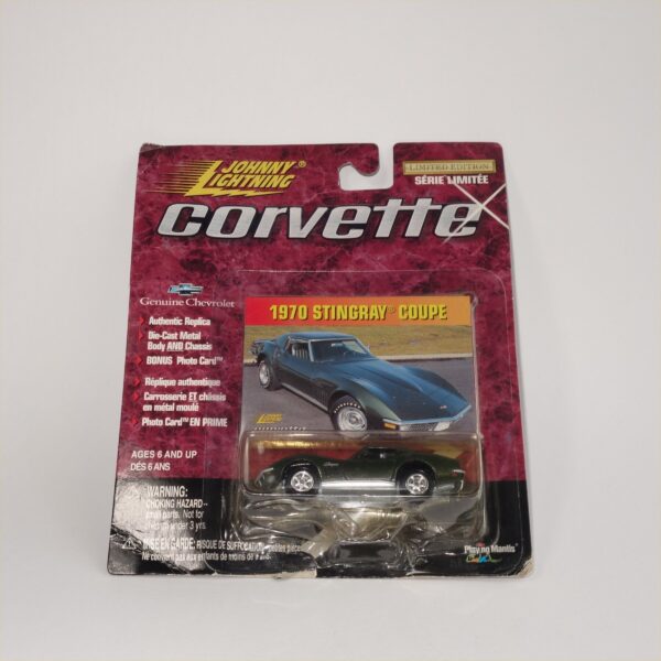 Johnny Lightning 1970 Chevrolet Corvette Donnybrooke Green Sting Ray Coupe Hard Top - Image 9
