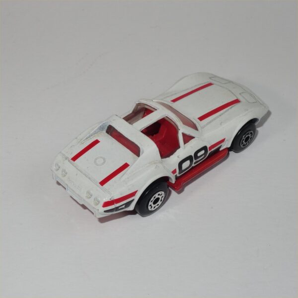 Matchbox #MB58 Chevrolet Corvette "T" Top White - Image 6