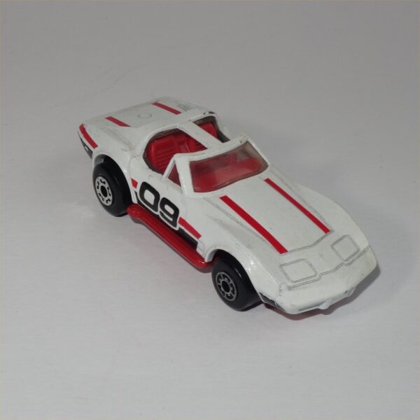 Matchbox #MB58 Chevrolet Corvette "T" Top White - Image 7