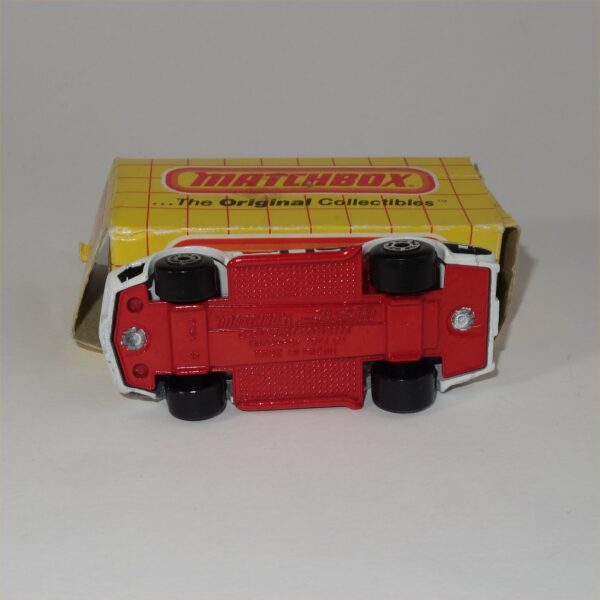 Matchbox #MB58 Chevrolet Corvette "T" Top White - Image 9