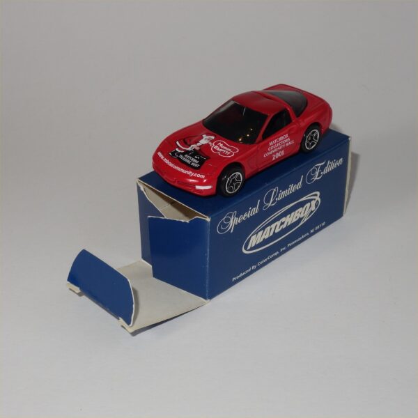 Matchbox 2001 Collectors Limited Edition 97 Chevrolet Corvette Hard Top Red