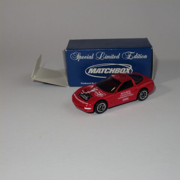 Matchbox 2001 Collectors Limited Edition 97 Chevrolet Corvette Hard Top Red - Image 2