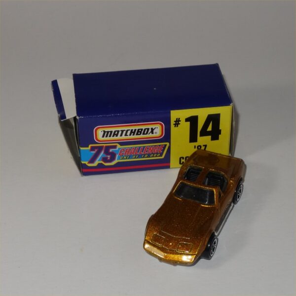 Matchbox  '87 Chevrolet Corvette "T" Top Gold - Image 2