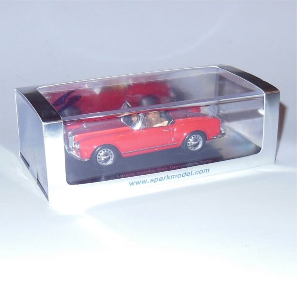 Spark Lancia Aurelia B24 Convertible Red 1956 Resin cast model 1:43 scale