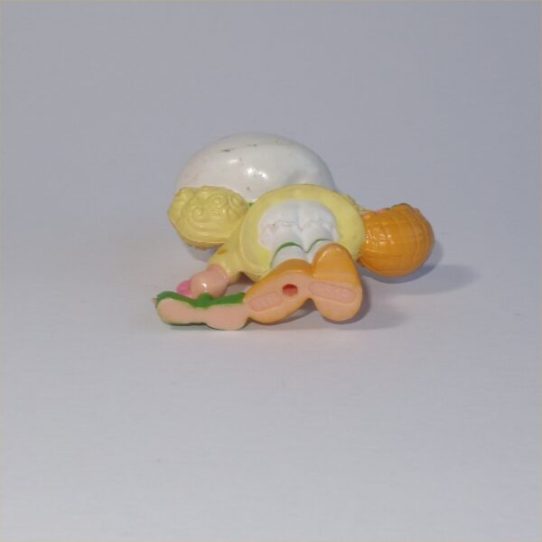 Strawberry Shortcake 1981 Lemon Meringue with Flowers PVC Figurine - Image 4