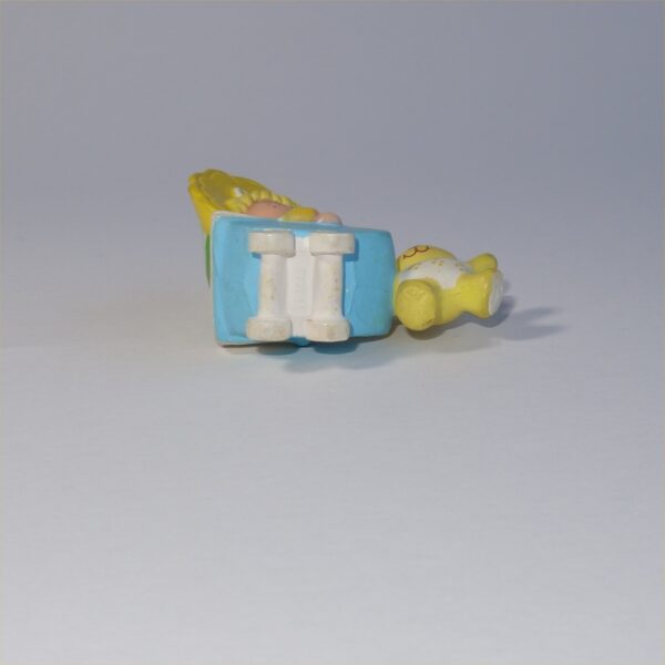 Strawberry Shortcake 1982 Butter Cookie with Jelly Bear PVC Figurine - Image 4