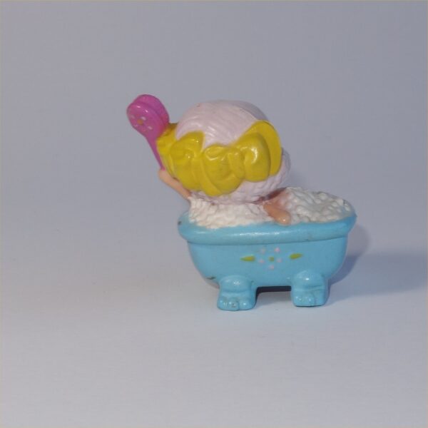 Strawberry Shortcake 1982 Angel Cake in Bubble Bath PVC Figurine - Image 4