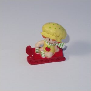 Strawberry Shortcake 1982 Apple Dumplin on Sled PVC Figurine 