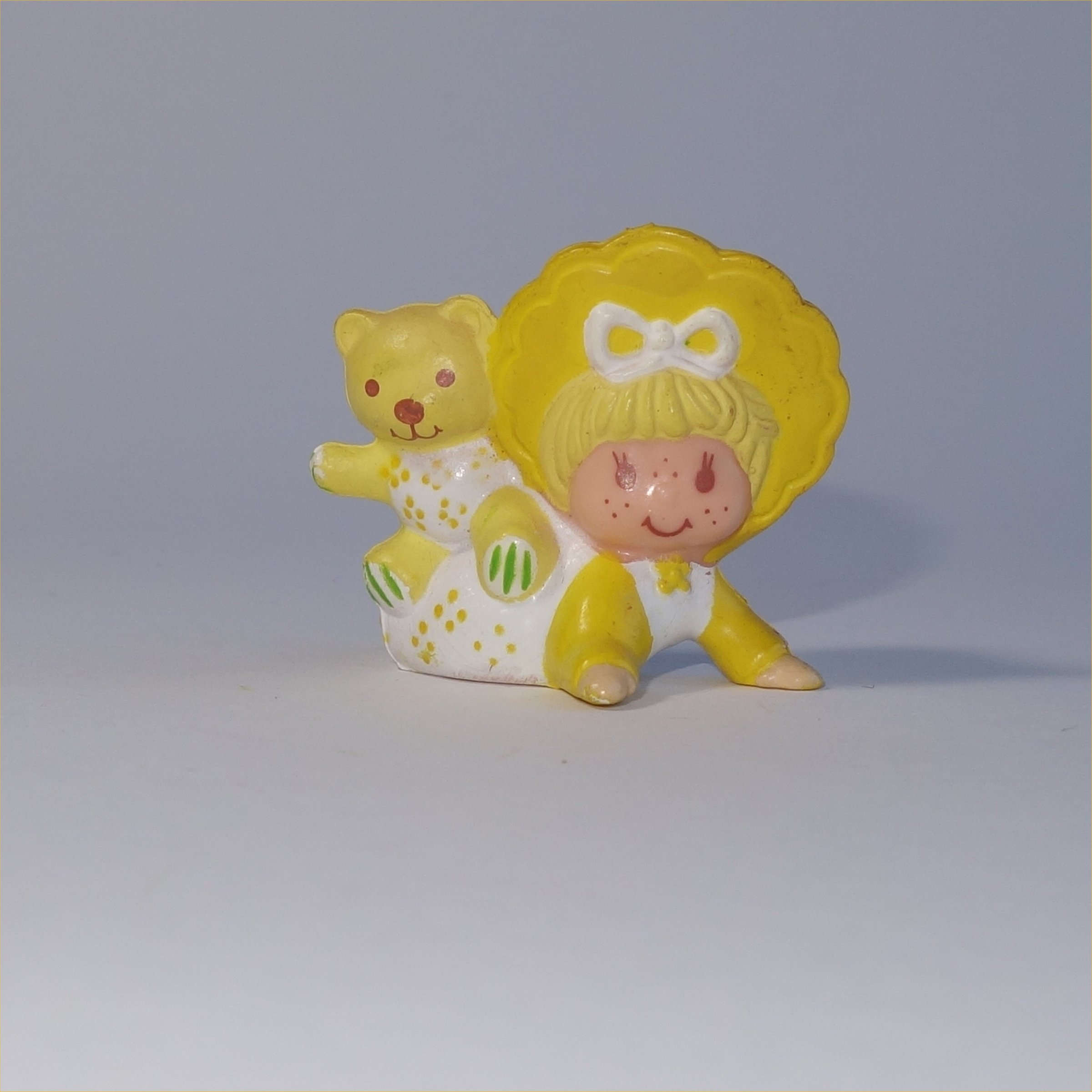Strawberry Shortcake 1982 Butter Cookie with Jelly Bear PVC Figurine ...