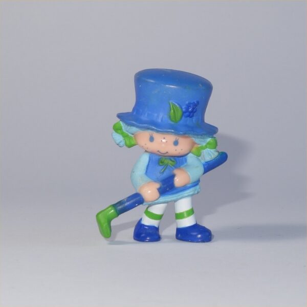 Strawberry Shortcake 1981 Blueberry Muffin with a Garden Hoe PVC Figurine - Image 4