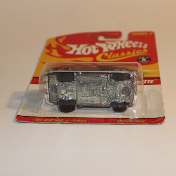 Hot Wheels No 3 of 30 Classic 65 Chevrolet Corvette Open Top Violet