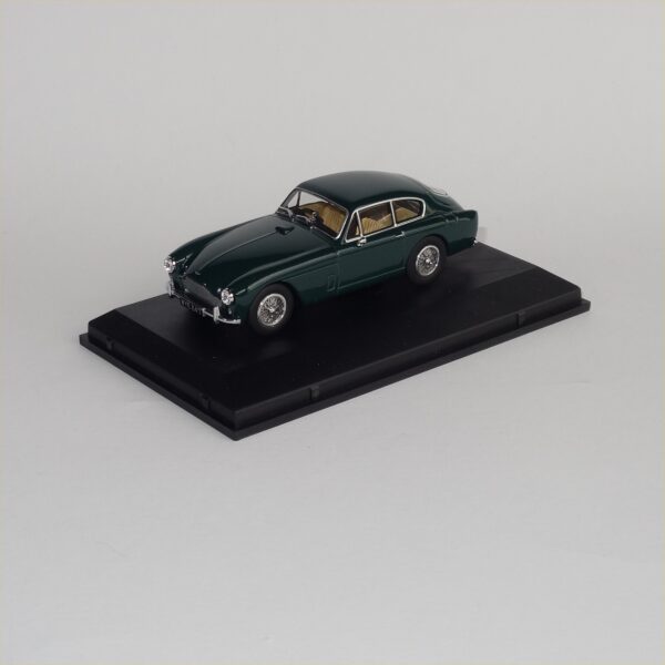 Oxford AMDB2001 Aston Martin DB2 MkIII Saloon British Racing Green