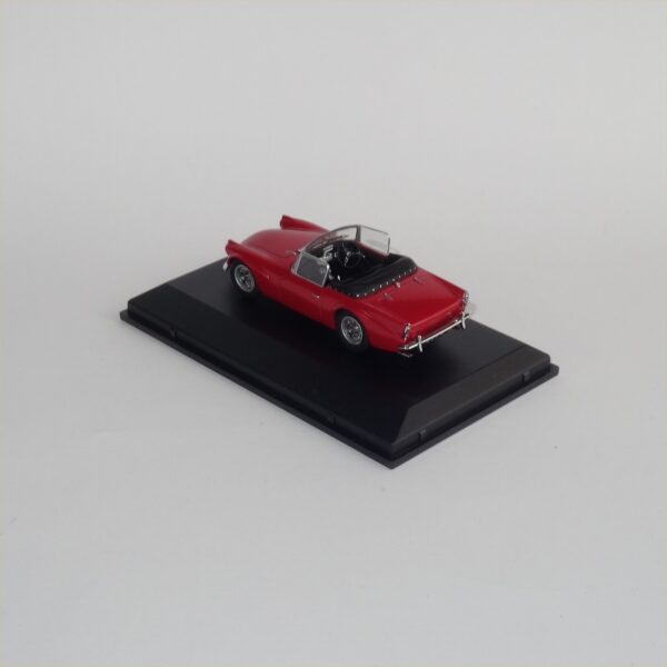 Oxford DSP002 Daimler SP250 1964 Royal Red - Image 4