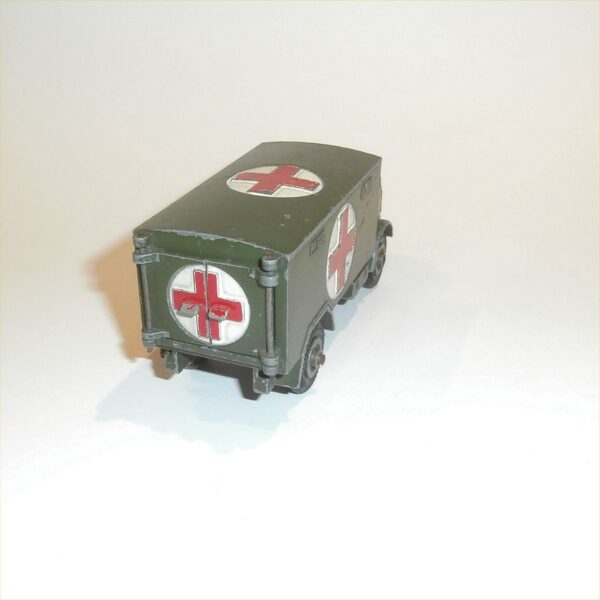 Dinky Toys 626 Military Ambulance - Image 3