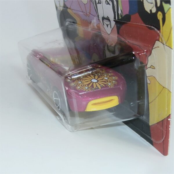 Hot Wheels The Beatles Yellow Submarine Fast Felion Ringo Starr