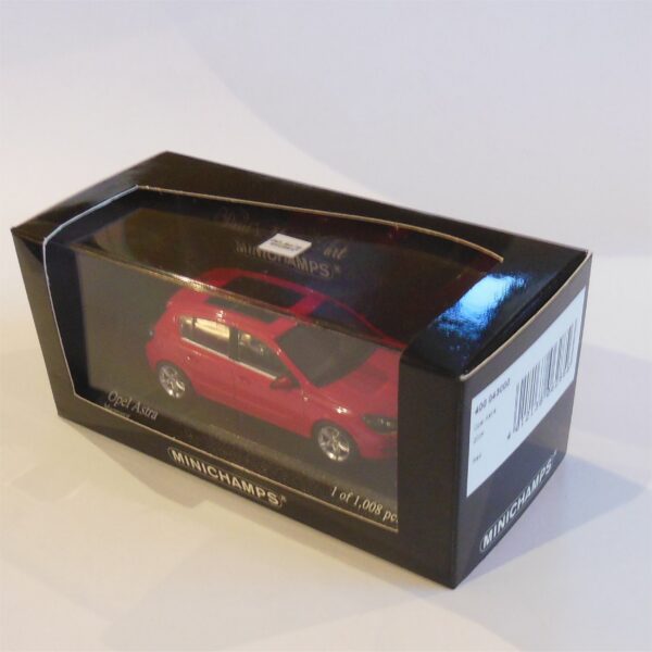 Minichamps Opel Astra 2004 Red #400 043000