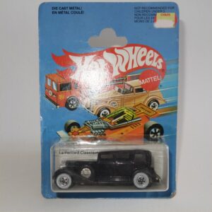 Hot Wheels 1982 Classic Packard Canadian Card Issue #3920 Mint on Card