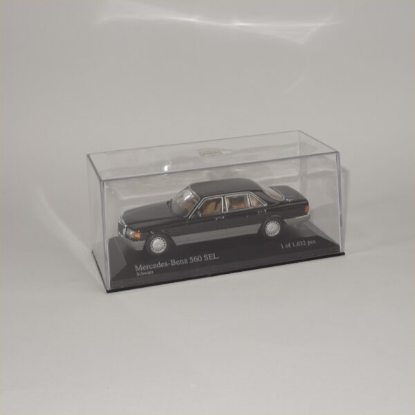 Minichamps 1989-91 Mercedes Benz 560 SLE Black