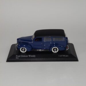 Minichamps 1940 Ford V8 DeLuxe Woody Blue