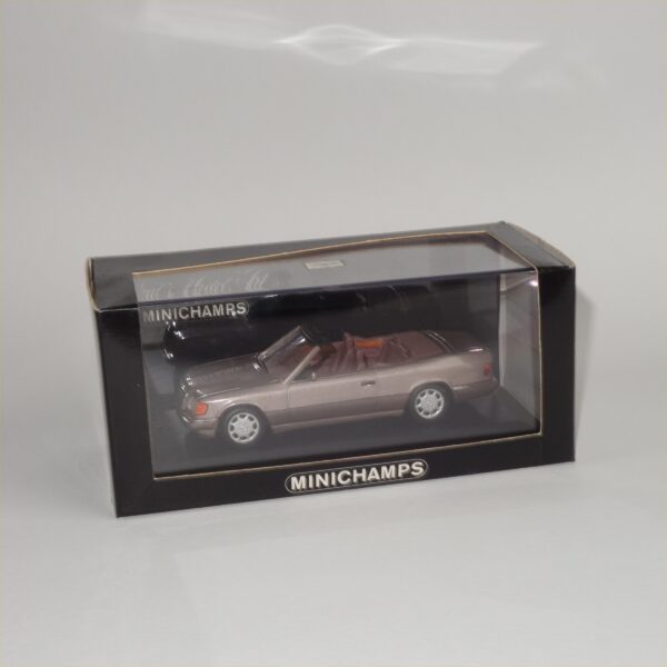 Minichamps 1994 Mercedes Benz E Class Cabriolet Rosewood