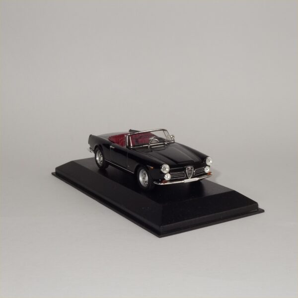Minichamps 1964 Alfa Romeo 2600 Spider Black - Image 6