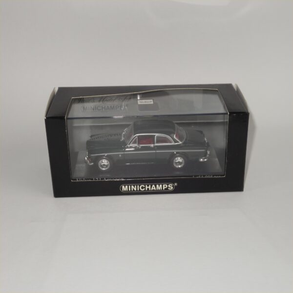 Minichamps 1966 Volvo 121 Amazon Dark Green