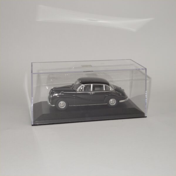Minichamps 1954 BMW 502 V8 Limousine Black