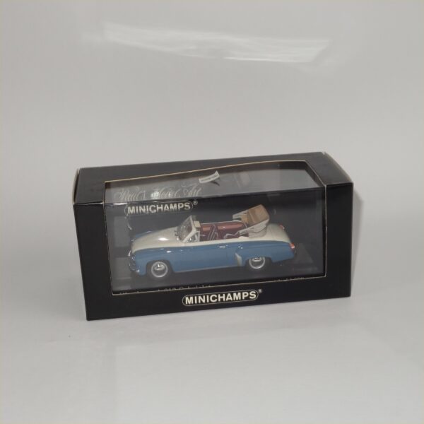 Minichamps 1958 Wartburg A 312 Cabriolet Blue / White