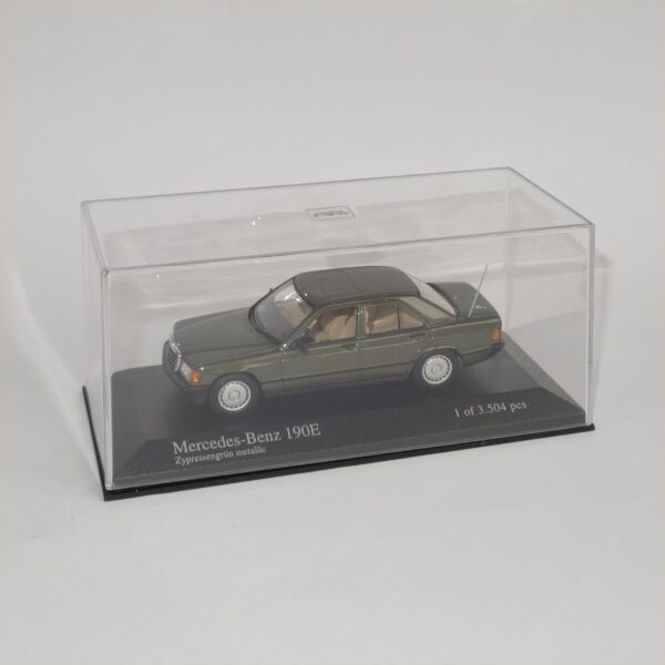 Minichamps 1984 Mercedes Benz 190E Green Metallic