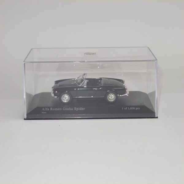 Minichamps 1962 Alfa Romeo Giulia Spider Black