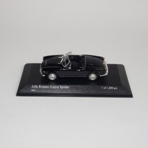 Minichamps 1962 Alfa Romeo Giulia Spider Black