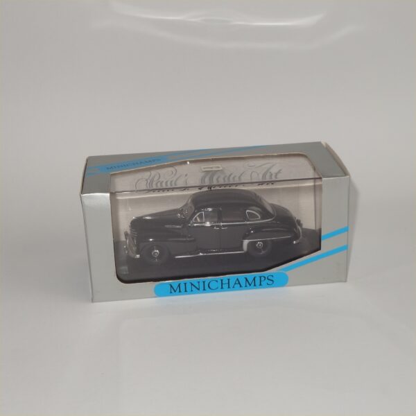 Minichamps 1951-53 Opel Kapitan Black