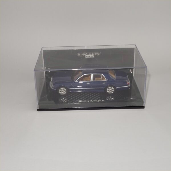 Minichamps 2001 Bentley Arnage Red Label Blue Metallic