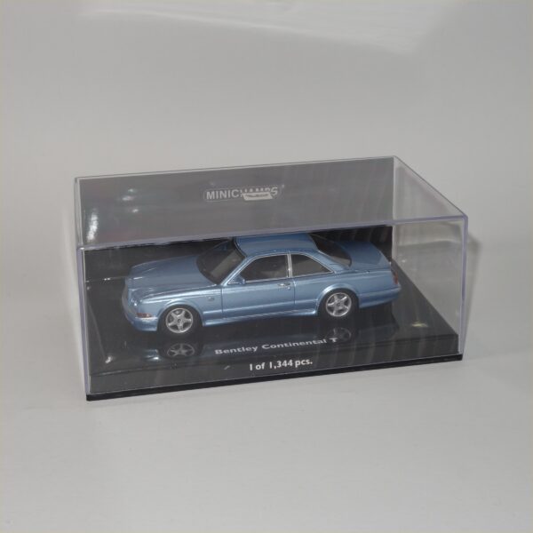 Minichamps 1996 Bentley Continental T Blue