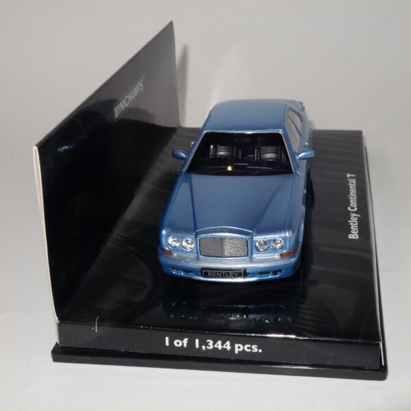 Minichamps 1996 Bentley Continental T Blue - Image 3