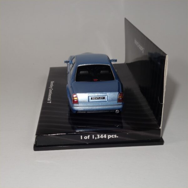 Minichamps 1996 Bentley Continental T Blue - Image 4