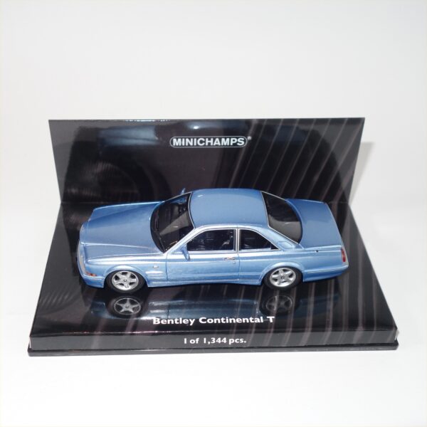 Minichamps 1996 Bentley Continental T Blue