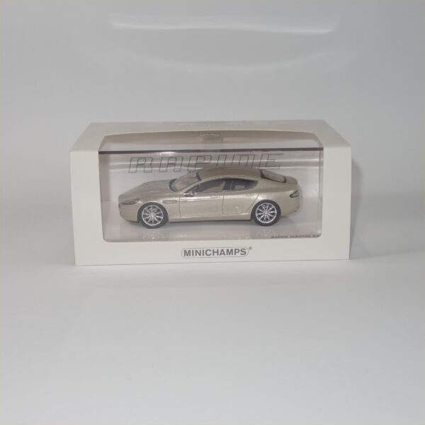 Minichamps Aston Martin Rapide Silver Blonde - Image 6