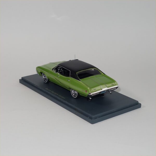 Neo 044705 1971 Buick Skylark Sedan Green - Image 4
