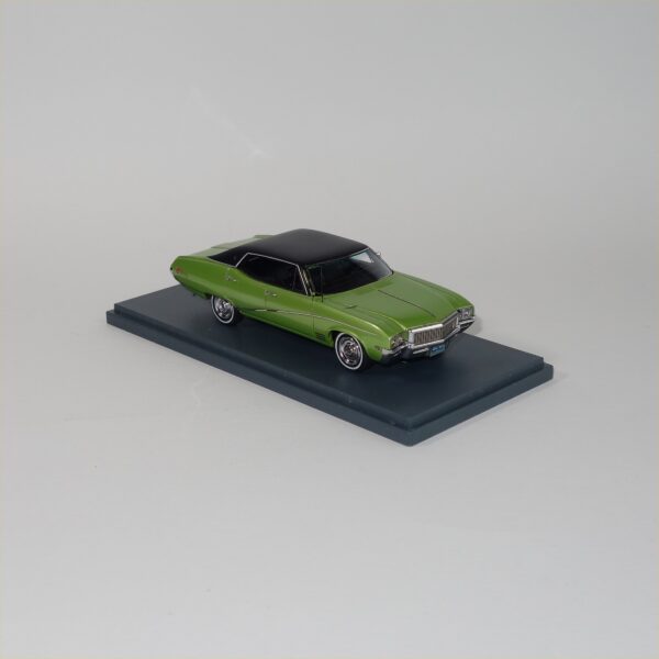 Neo 044705 1971 Buick Skylark Sedan Green - Image 6