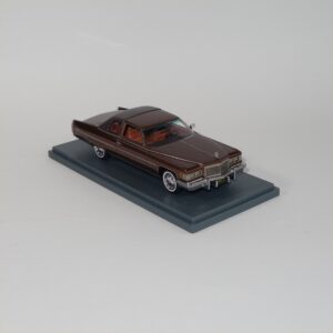 Neo 044415 1976 Cadillac Coupe de Ville Brown Metallic