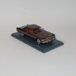 Neo 044415 1976 Cadillac Coupe de Ville Brown Metallic 