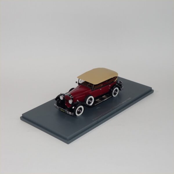 Neo 044630 1930 Packard 733 Straight 8 Sport Phaeton Red - Image 4