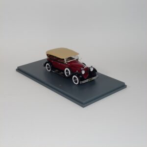 Neo 044630 1930 Packard 733 Straight 8 Sport Phaeton Red