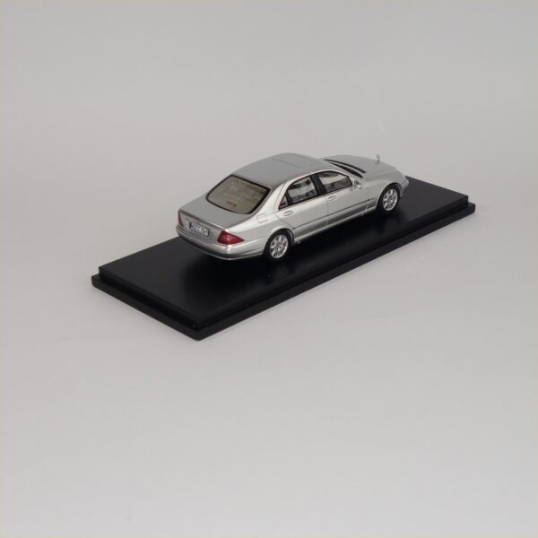 Spark S1062 1998 Mercedes Benz W220 S-Klass Silver - Image 4