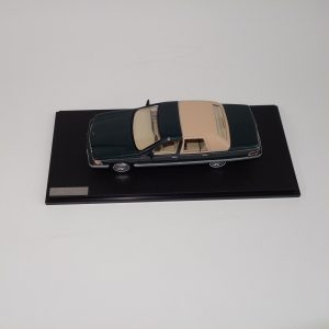 GLM #106902 Buick Roadmaster Green Beige 