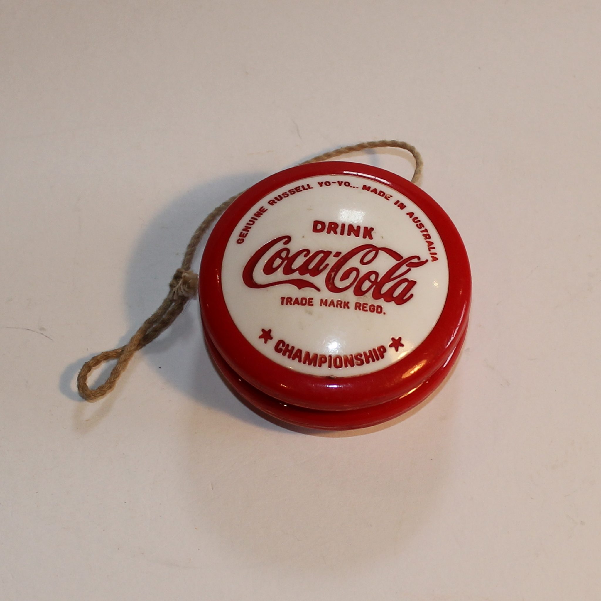 Russell Genuine Championship Yoyo Coca Cola 1964 Made In Australia Antique Toy World