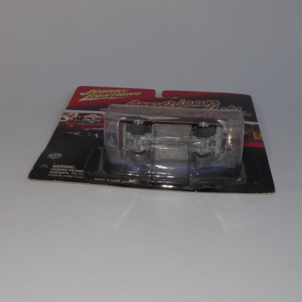Johnny Lightning American Graffiti 1962 Chevrolet Corvette Brown Open Top - Image 4