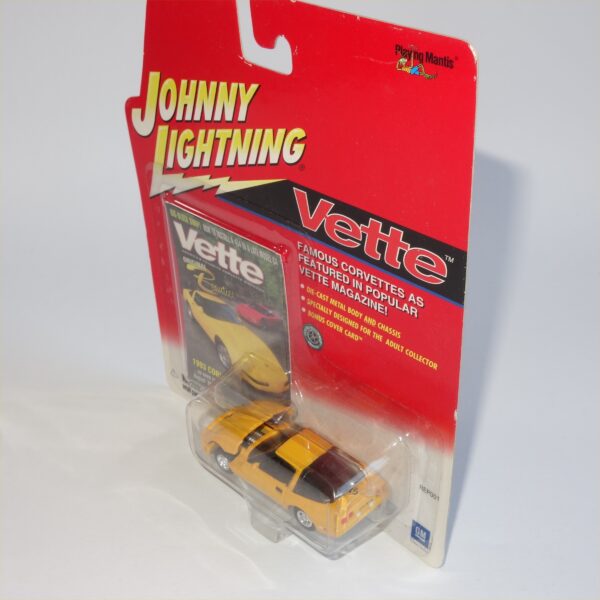 Johnny Lightning 1993 Chevrolet Corvette  Yellow Hard Top - Image 3