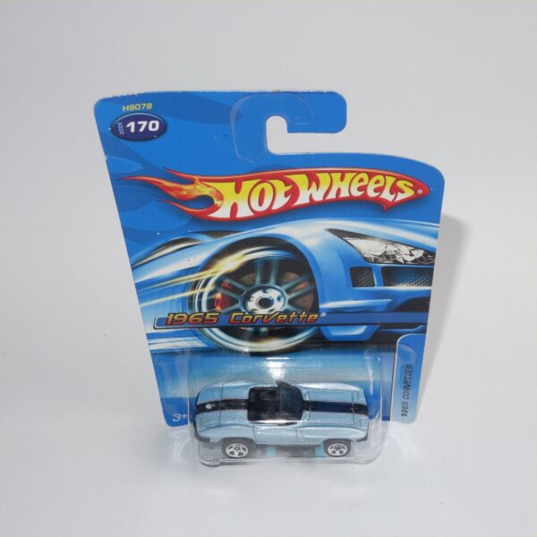 Hotwheels Issued 2005 Chevrolet Corvette 1965 Pale Blue